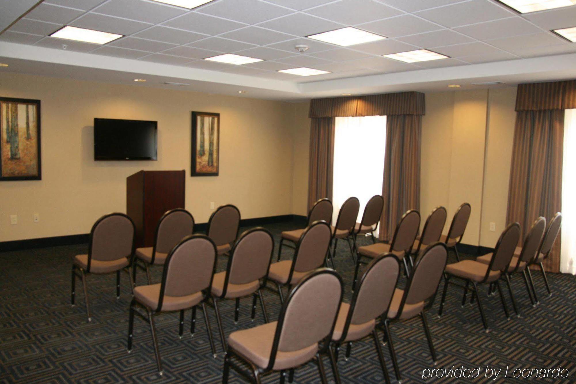 Hampton Inn Winfield Tucker Instalações foto